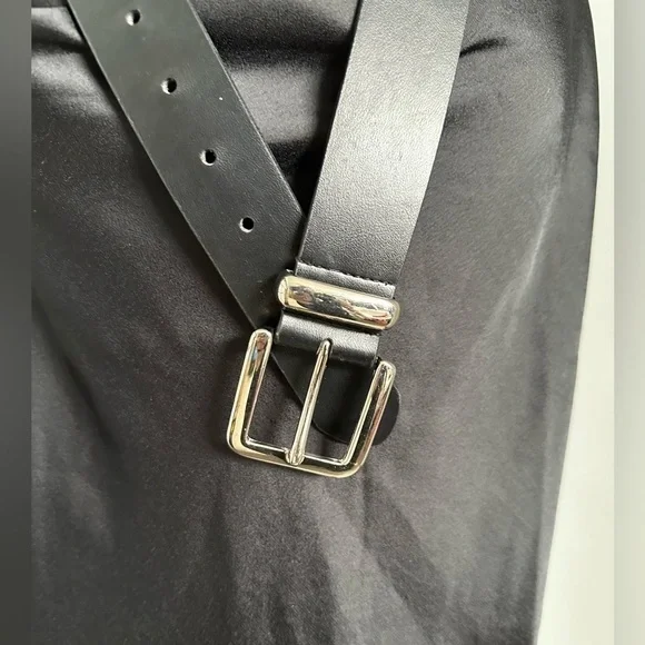 BELT Women Black Vegan Retro 80’s Hippie Boho Silver Studded 35-37 Waist EUC - Picture 11 of 11